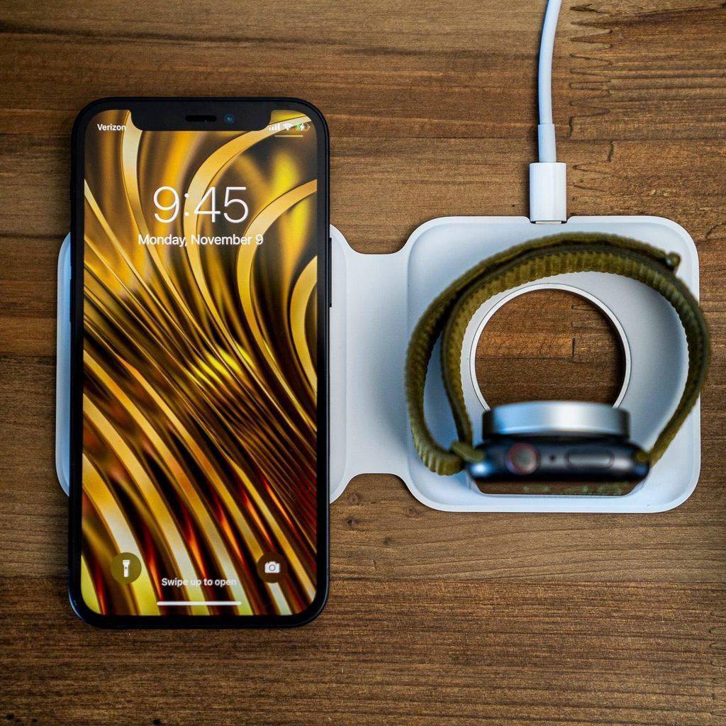 苹果14版本蜂窝网络设置:苹果为 MagSafe Duo 发布固件更新：2020 年推出以来首次更新-第2张图片-太平洋在线下载